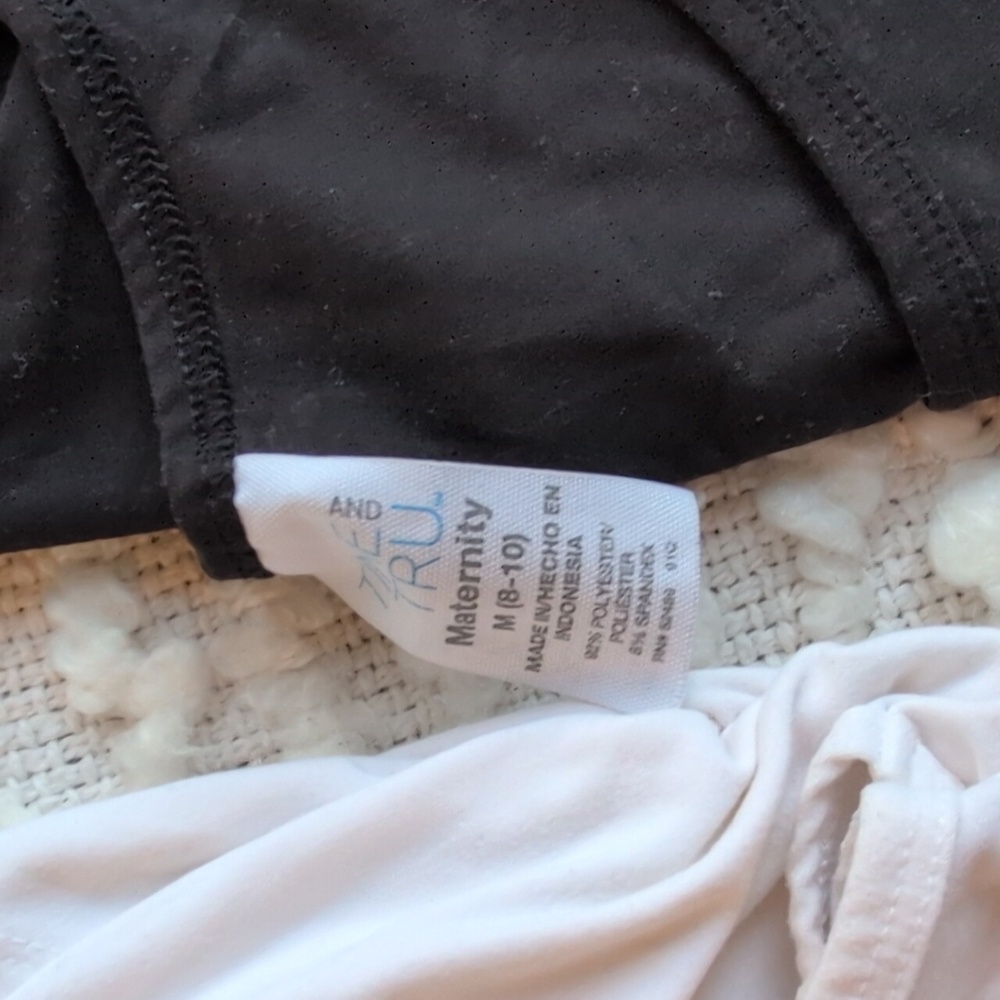 Time And Tru Maternity Base Layer Basic Tee Set O… - image 3